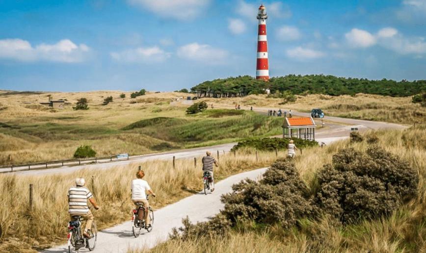 4-Persoons Vakantiehuisje Simmerwille Tzummarum Екстериор снимка